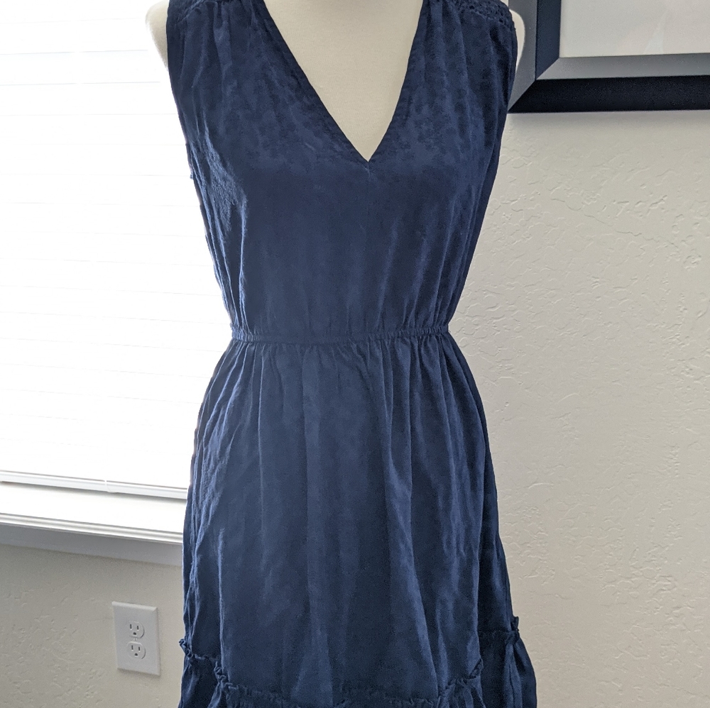 Navy H&M dress - Picture 10 of 10
